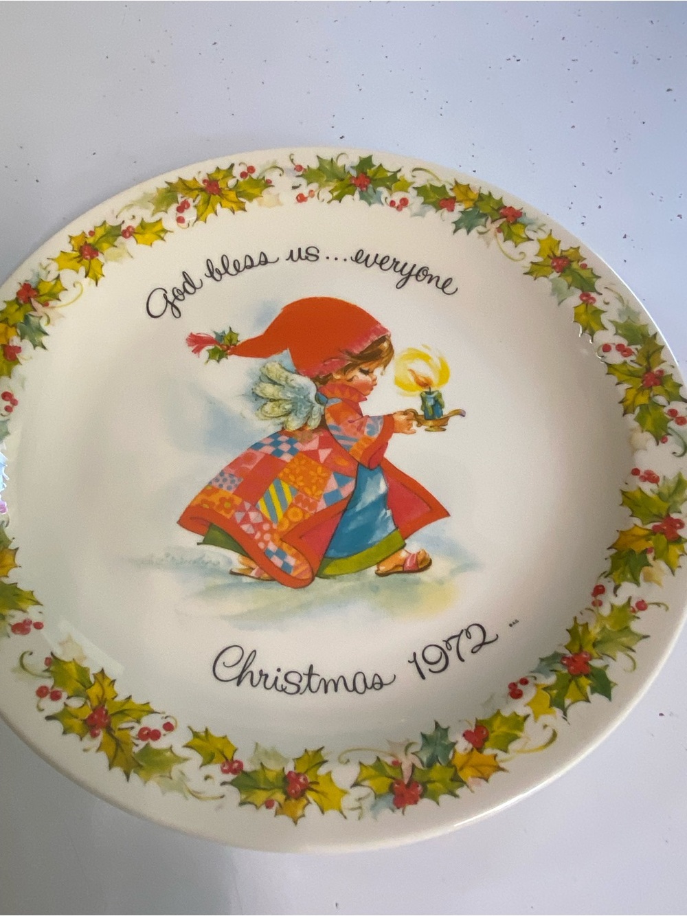 Christmas 1972 Holiday Dec Plate - Angel with Candle USA American Greetings
